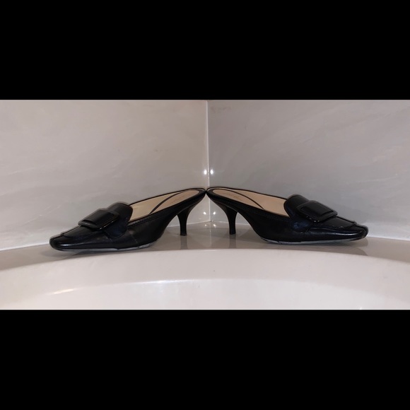 $150 ⭐️NEW⭐️Cole Haan Black Leather Kitten Mules - Picture 7 of 14